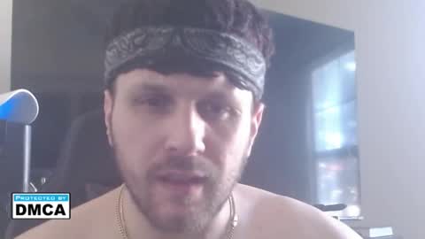 Snapshot of jonnybananas69 chatting on June 6, 3:39 pm Jonny Bans online show from June 6, 3:39 pm