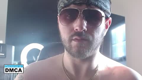 Snapshot of jonnybananas69 chatting on June 15, 11:40 pm Jonny Bans online show from June 15, 11:40 pm