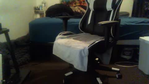 Snapshot of jonnydieston777 chatting on September 15, 1:49 am JonnyDieston online show from September 15, 1:49 am