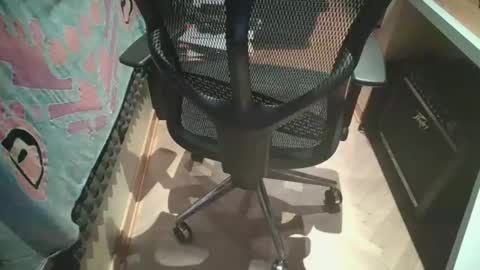 jonnyfreesolo online show from November 23, 8:36 am