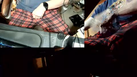 Snapshot of jontn_swift chatting on November 28, 5:54 am Jonathon Swift online show from November 28, 5:54 am