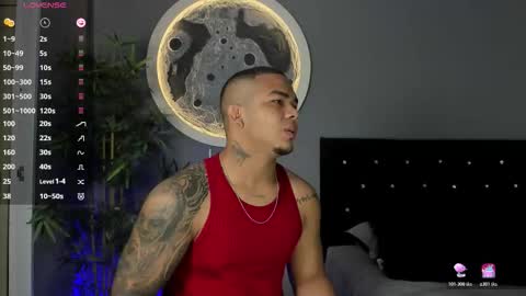 Snapshot of jordan_mayers chatting on December 15, 9:13 am Jordan online show from December 15, 9:13 am