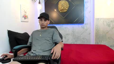 Snapshot of jordanandandrew chatting on February 25, 7:36 pm jordanandandrew online show from February 25, 7:36 pm