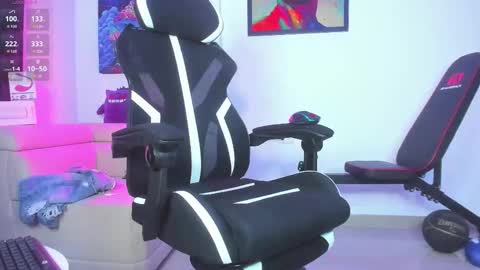 JordanRossie online show from September 21, 12:01 am