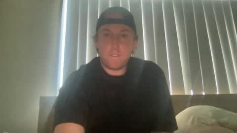 Snapshot of jorddiickzilla chatting on June 25, 5:12 am jorddiickzilla online show from June 25, 5:12 am