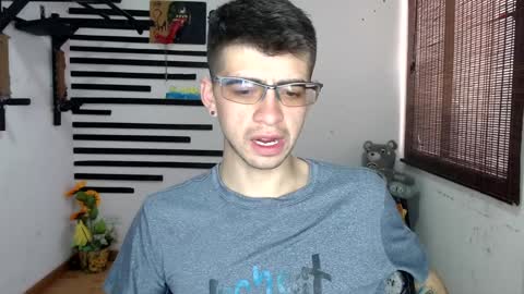 Snapshot of jordi_big_cock chatting on December 8, 3:13 pm jordi_big_cock online show from December 8, 3:13 pm