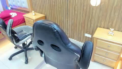 jordi_mack online show from April 12, 12:48 am