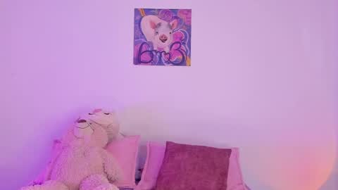 JORDY AND SOFI online show from April 12, 4:01 pm