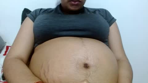 Snapshot of jose_ruiz1 chatting on February 9, 4:36 am jose y carolina online show from February 9, 4:36 am