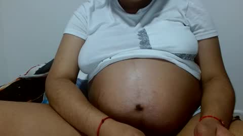 Snapshot of jose_ruiz1 chatting on February 24, 1:46 am jose y carolina online show from February 24, 1:46 am