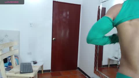 jose_rumbero91 online show from March 1, 11:39 am