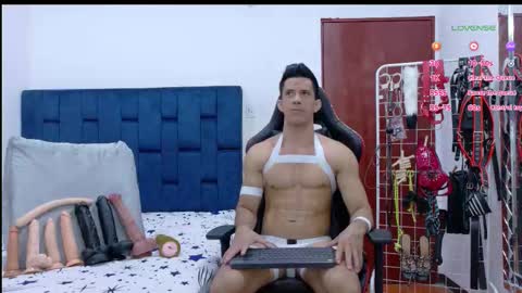 jose_rumbero91 online show from February 18, 1:56 am