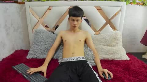 JOSE DAVID online show from December 15, 6:23 pm