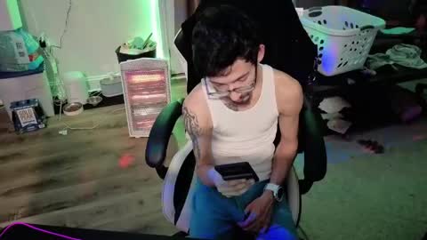 Josef online show from April 12, 4:17 am