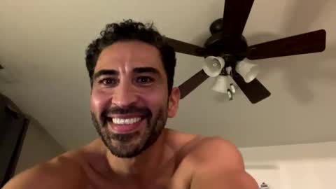 josemcmin online show from March 28, 5:40 am