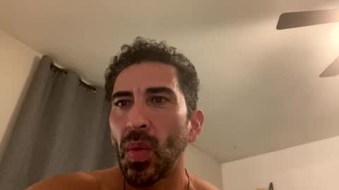 josemcmin online show from April 5, 6:21 am