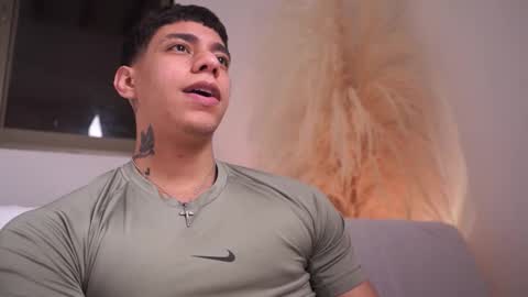 Josep online show from March 8, 2:04 am