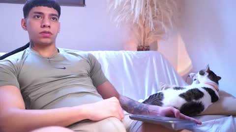 Josep online show from March 8, 2:10 pm