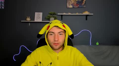 Snapshot of joseph_bear_ chatting on September 18, 5:20 am joseph_bear_ online show from September 18, 5:20 am