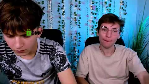 Snapshot of joseph_bear_ chatting on October 12, 7:24 pm joseph_bear_ online show from October 12, 7:24 pm