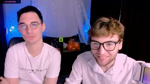 Snapshot of joseph_bear_ chatting on October 27, 8:13 pm joseph_bear_ online show from October 27, 8:13 pm