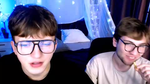 Snapshot of joseph_bear_ chatting on November 20, 8:41 pm joseph_bear_ online show from November 20, 8:41 pm