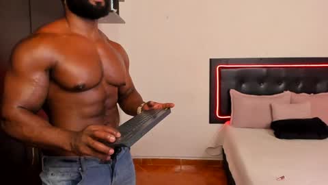 Snapshot of joseph_palacios chatting on January 26, 6:07 am joseph palacios online show from January 26, 6:07 am