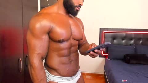 Snapshot of joseph_palacios chatting on February 10, 7:28 pm joseph palacios online show from February 10, 7:28 pm