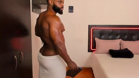 Snapshot of joseph_palacios chatting on March 5, 8:10 pm joseph palacios online show from March 5, 8:10 pm