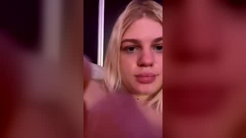 Snapshot of josephinemoon chatting on July 12, 3:03 pm Josephine online show from July 12, 3:03 pm