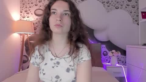 Josephine online show from March 30, 12:28 pm