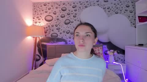 Josephine online show from April 3, 12:14 pm