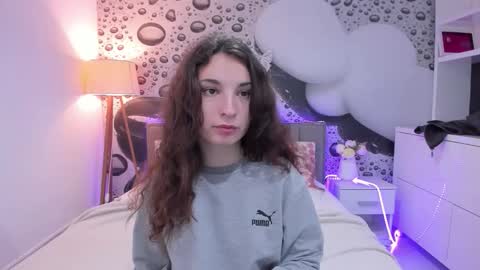 Josephine online show from April 7, 12:27 pm