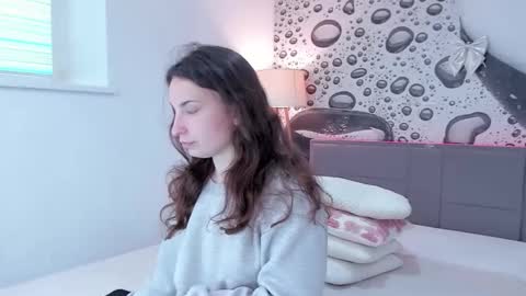 Josephine online show from April 15, 12:12 pm