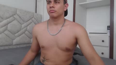 josephmosquera online show from December 23, 6:05 pm