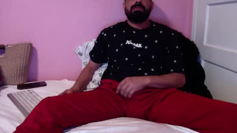 Snapshot of josephs1990 chatting on September 27, 6:02 pm josephs1990 online show from September 27, 6:02 pm