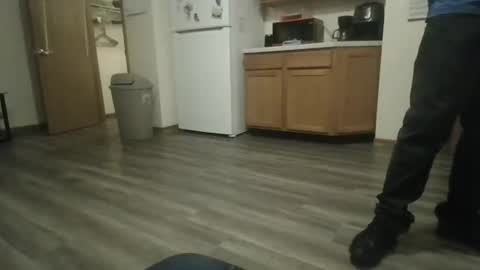 Snapshot of josephung1 chatting on December 27, 5:37 pm sissy josphine online show from December 27, 5:37 pm