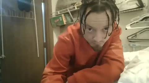 Snapshot of josephung1 chatting on January 9, 4:49 pm sissy josphine online show from January 9, 4:49 pm