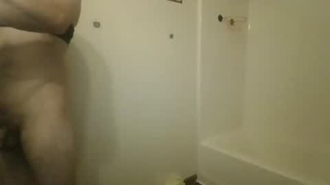 Snapshot of josephung1 chatting on November 17, 3:23 am sissy josphine online show from November 17, 3:23 am