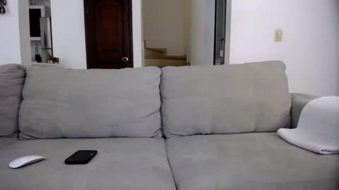 josezaens_ online show from September 11, 8:25 am