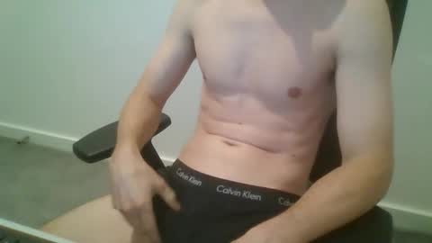 josh_aust online show from April 9, 2:22 pm