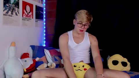 Josh  Andy online show from December 12, 12:16 am