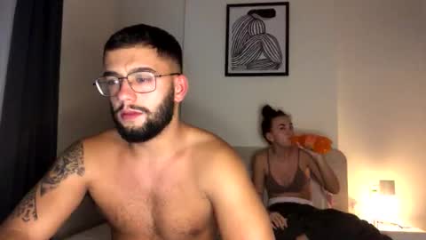 josh_xo online show from September 15, 6:19 pm
