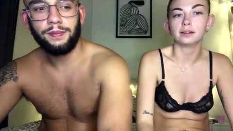 josh_xo online show from October 12, 2:49 pm