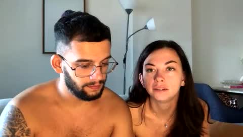 josh_xo online show from December 18, 12:38 am
