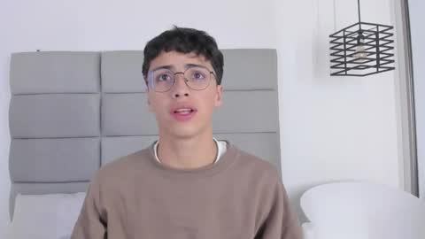 Josh online show from February 8, 3:43 am