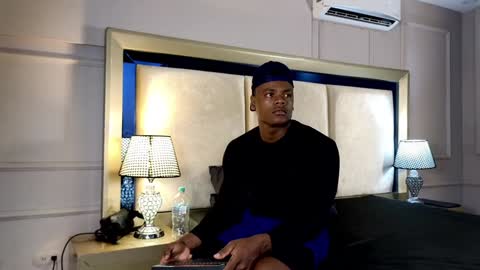 joshloganx online show from January 17, 2:18 am