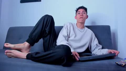 Snapshot of joshmiller_ chatting on December 26, 5:30 pm Josh online show from December 26, 5:30 pm