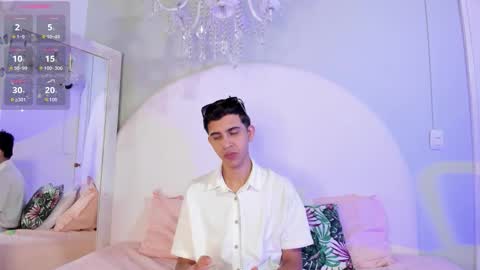 Snapshot of joshua_sanz chatting on October 25, 3:47 am Joshua Sanz online show from October 25, 3:47 am