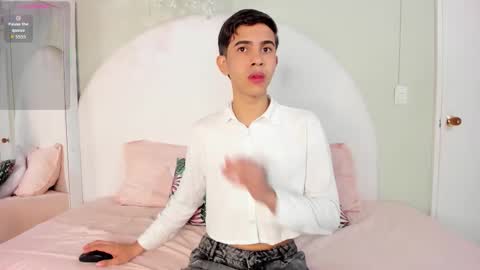 Snapshot of joshua_sanz chatting on October 26, 3:34 am Joshua Sanz online show from October 26, 3:34 am